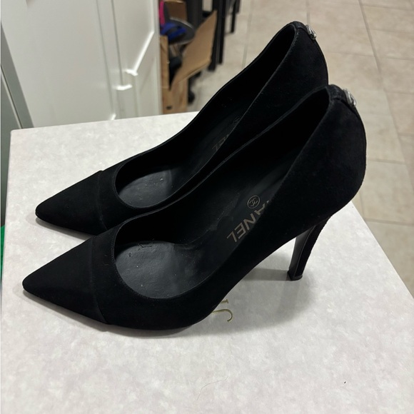 Chanel Heels - Picture 12 of 14